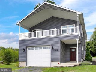 22 ANTIETAM RD, Temple, PA 19560