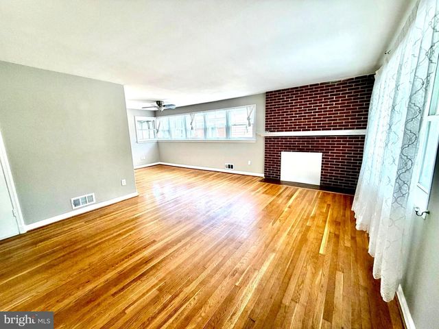 10128 DALLAS AVE, Silver Spring, MD 20901
