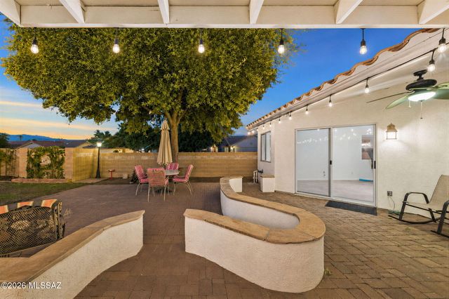 8089 E Gary Court, Tucson, AZ 85715