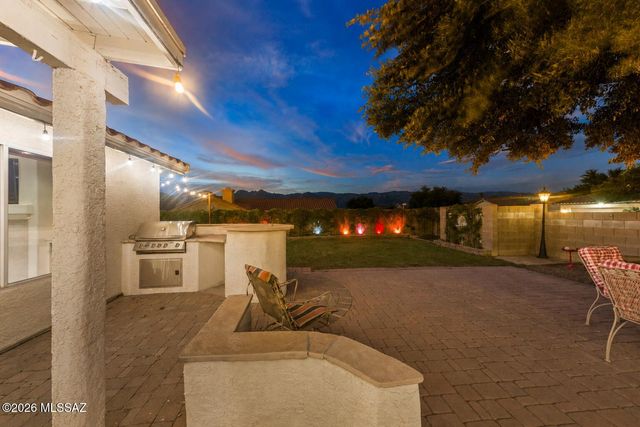 8089 E Gary Court, Tucson, AZ 85715