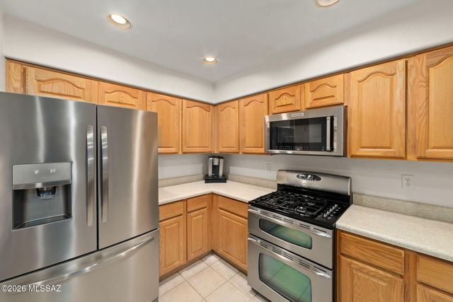 8089 E Gary Court, Tucson, AZ 85715