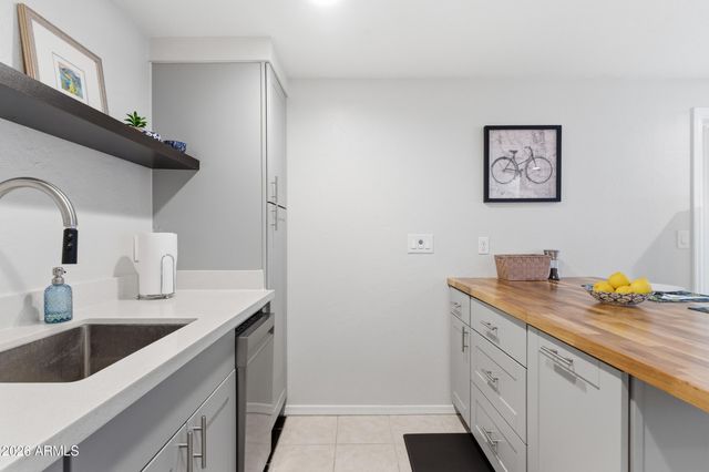 5234 N 15 Street, Phoenix, AZ 85014