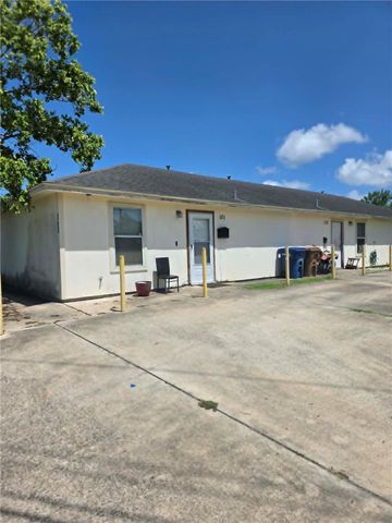 2851 Highland Ave, Corpus Christi, TX 78405