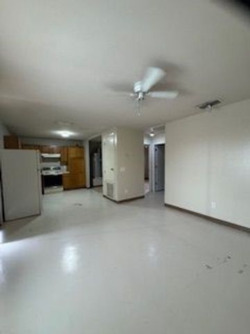 2851 Highland Ave, Corpus Christi, TX 78405
