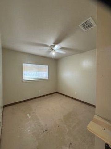 2851 Highland Ave, Corpus Christi, TX 78405
