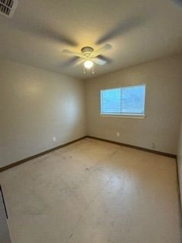 2851 Highland Ave, Corpus Christi, TX 78405