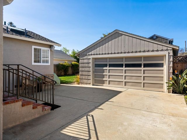 416 Upton Street, Redwood City, CA 94062