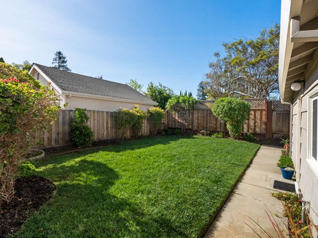 416 Upton Street, Redwood City, CA 94062