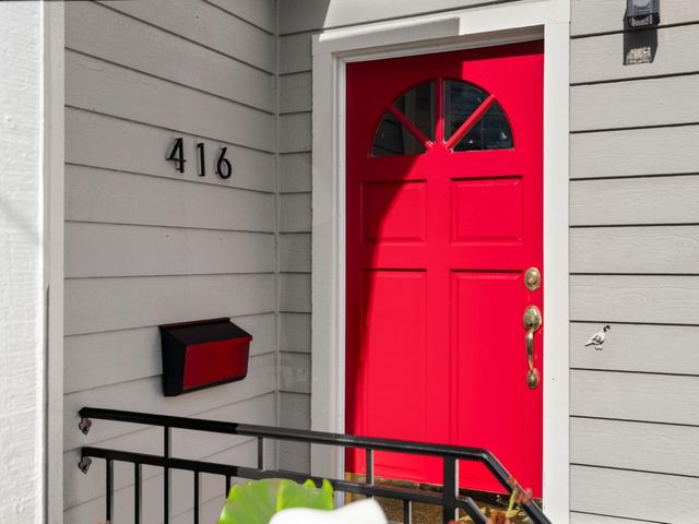 416 Upton Street, Redwood City, CA 94062