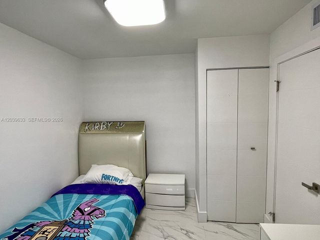 16461 Blatt Blvd 103, Weston, FL 33326