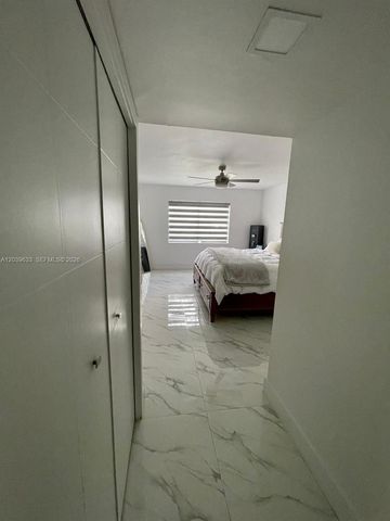 16461 Blatt Blvd 103, Weston, FL 33326