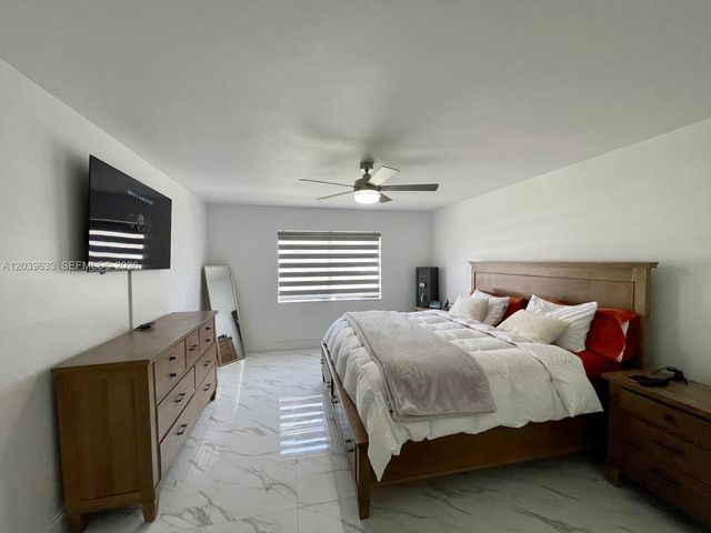 16461 Blatt Blvd 103, Weston, FL 33326