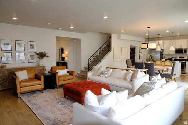 2032 S 1955 W, Woods Cross, UT 84087