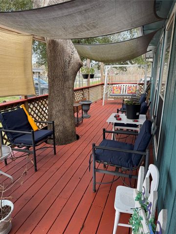 3421 Colorado Avenue, Dickinson, TX 77539