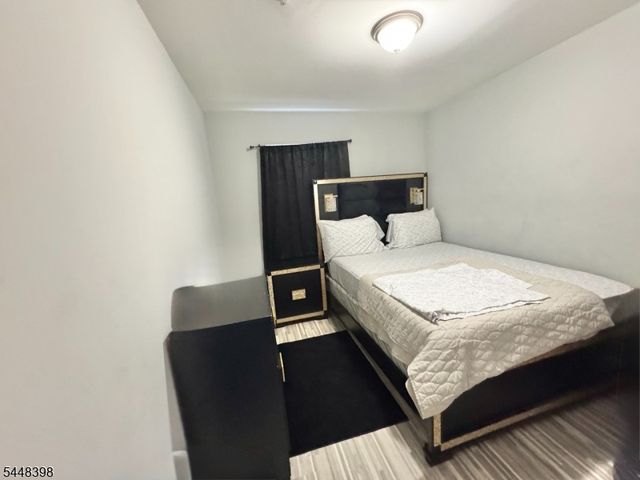 118 Oraton St, Newark City, NJ 07104