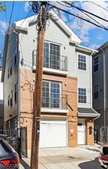118 Oraton St, Newark City, NJ 07104
