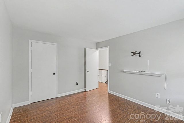320 Sunnywood Lane, Charlotte, NC 28270