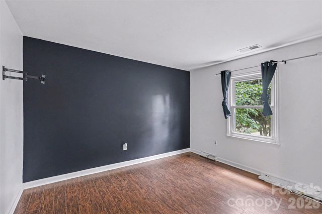 320 Sunnywood Lane, Charlotte, NC 28270