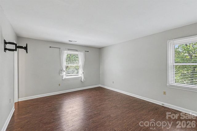 320 Sunnywood Lane, Charlotte, NC 28270