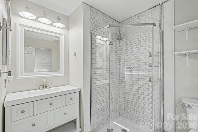 320 Sunnywood Lane, Charlotte, NC 28270