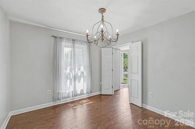 320 Sunnywood Lane, Charlotte, NC 28270