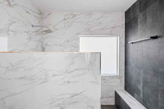 208 Arrezo LN, Georgetown, TX 78628