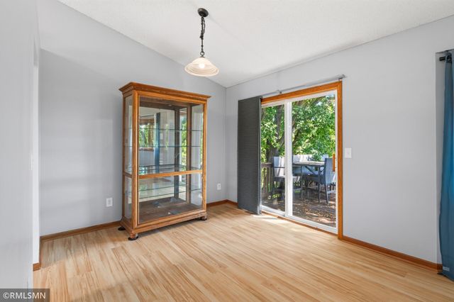 14431 Glenbrook Avenue N, Hugo, MN 55038