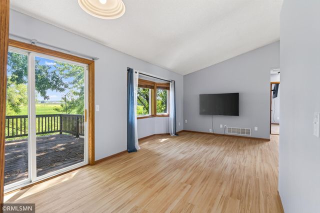 14431 Glenbrook Avenue N, Hugo, MN 55038