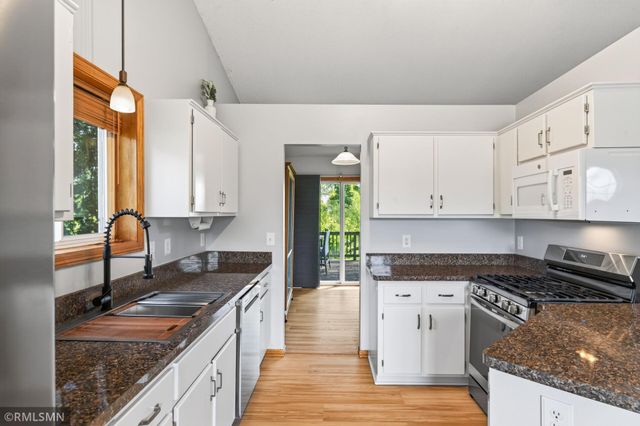 14431 Glenbrook Avenue N, Hugo, MN 55038