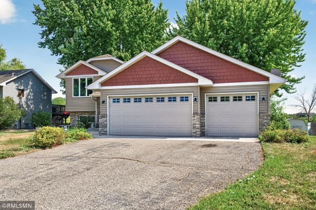 14431 Glenbrook Avenue N, Hugo, MN 55038