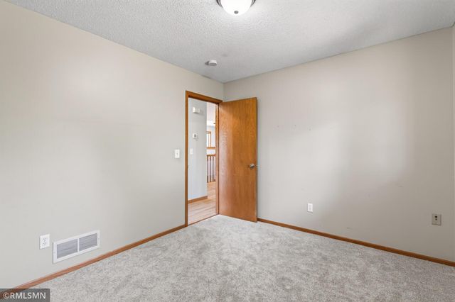 14431 Glenbrook Avenue N, Hugo, MN 55038