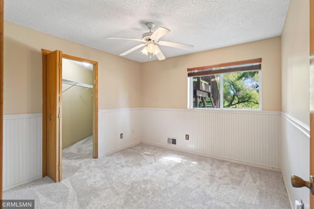14431 Glenbrook Avenue N, Hugo, MN 55038