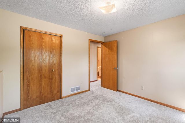 14431 Glenbrook Avenue N, Hugo, MN 55038