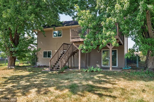 14431 Glenbrook Avenue N, Hugo, MN 55038