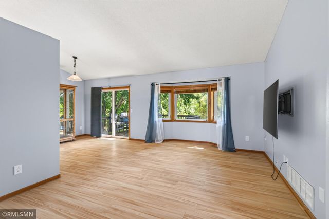 14431 Glenbrook Avenue N, Hugo, MN 55038