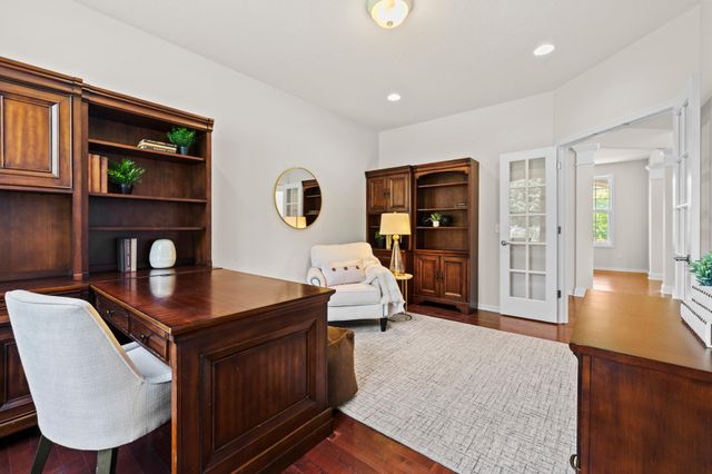 2550 Arrowhead Lane, Chanhassen, MN 55317