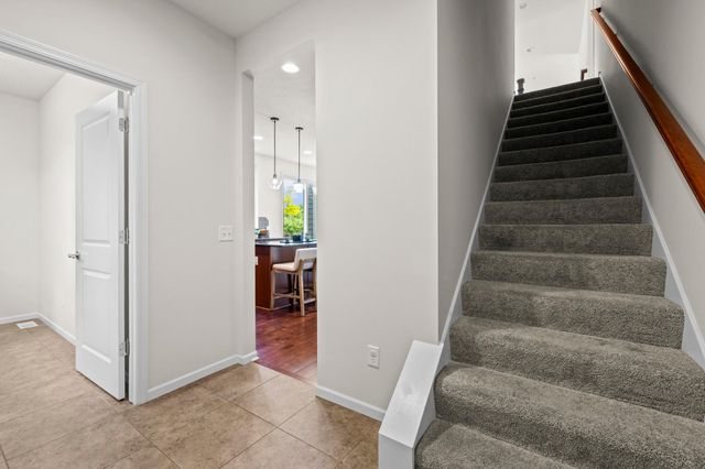 2550 Arrowhead Lane, Chanhassen, MN 55317