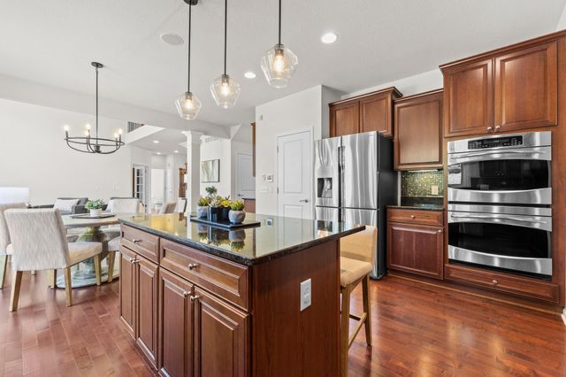 2550 Arrowhead Lane, Chanhassen, MN 55317