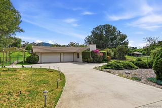 15976 Eagle View Ln, Valley Center, CA 92082