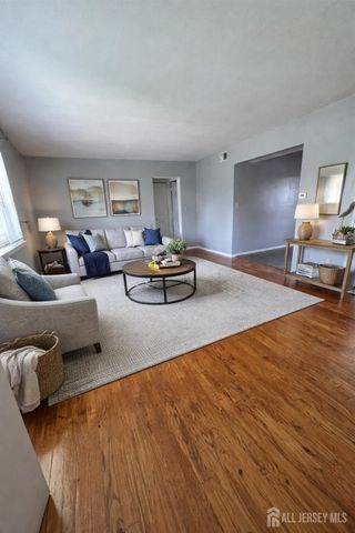 197 Evergreen Road 3A, Edison, NJ 08837