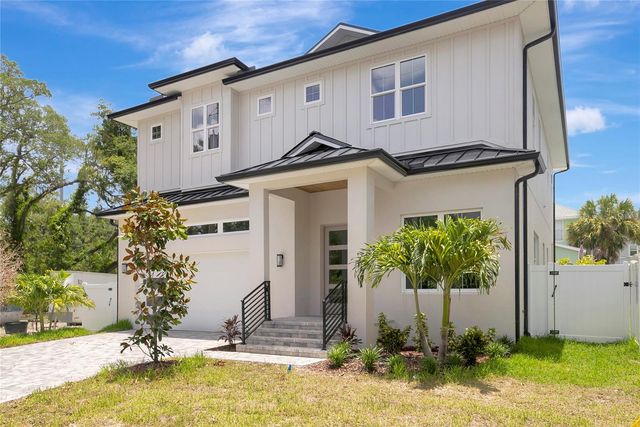 3106 W COACHMAN AVENUE, Tampa, FL 33611