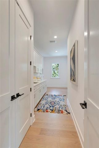 3106 W COACHMAN AVENUE, Tampa, FL 33611