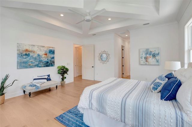 3106 W COACHMAN AVENUE, Tampa, FL 33611