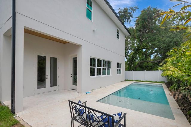 3106 W COACHMAN AVENUE, Tampa, FL 33611