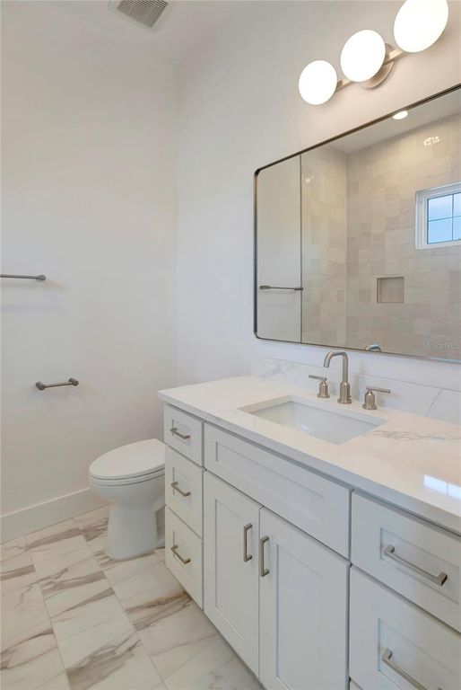 Image 47 of property listing at 3106 W COACHMAN AVENUE, Tampa, FL 33611