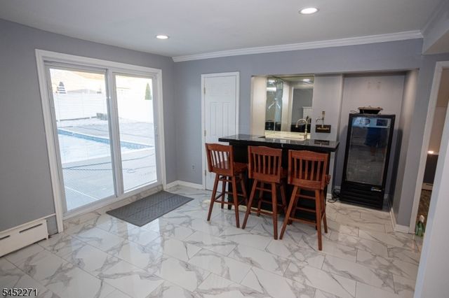 18 Robinhood Dr, Sayreville Boro, NJ 08859