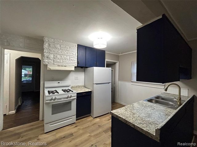 7243 Dacosta, Redford, MI 48239