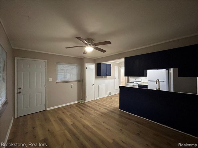 7243 Dacosta, Redford, MI 48239