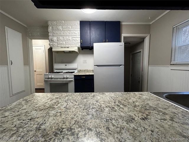 7243 Dacosta, Redford, MI 48239
