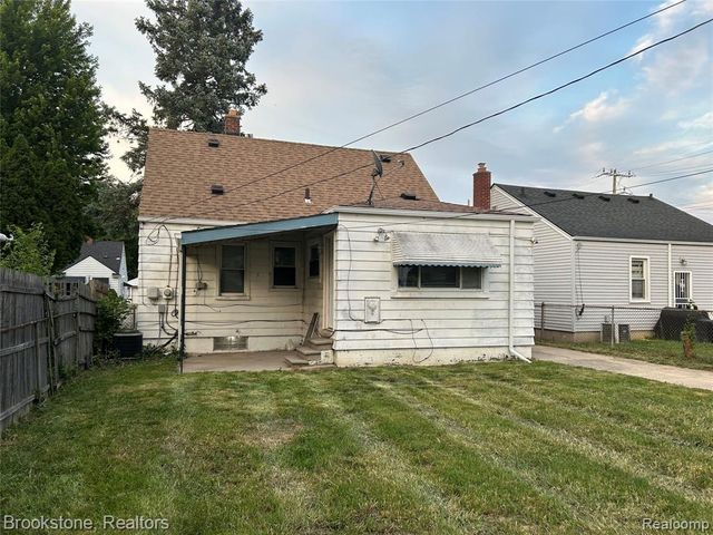 7243 Dacosta, Redford, MI 48239